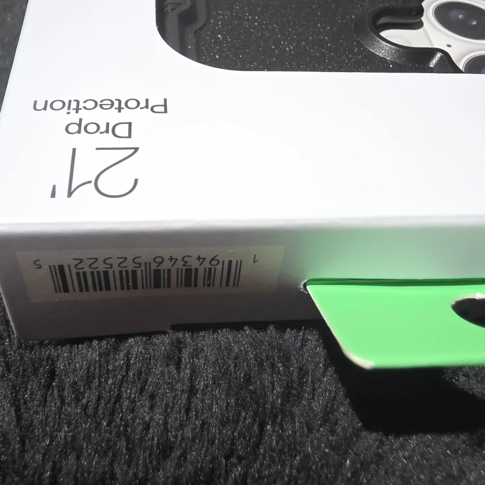 onn MagSafe Compatible Rugged Phone Case for iPhone 17 - Black‎ New In Box